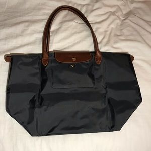 BRAND NEW Longchamp large sized tote!!